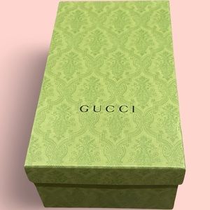 Gucci: Shoe Box w/dust bags ( x2) + Tissue Sz: 14.5” x 8 1/4” x 5 1/4”